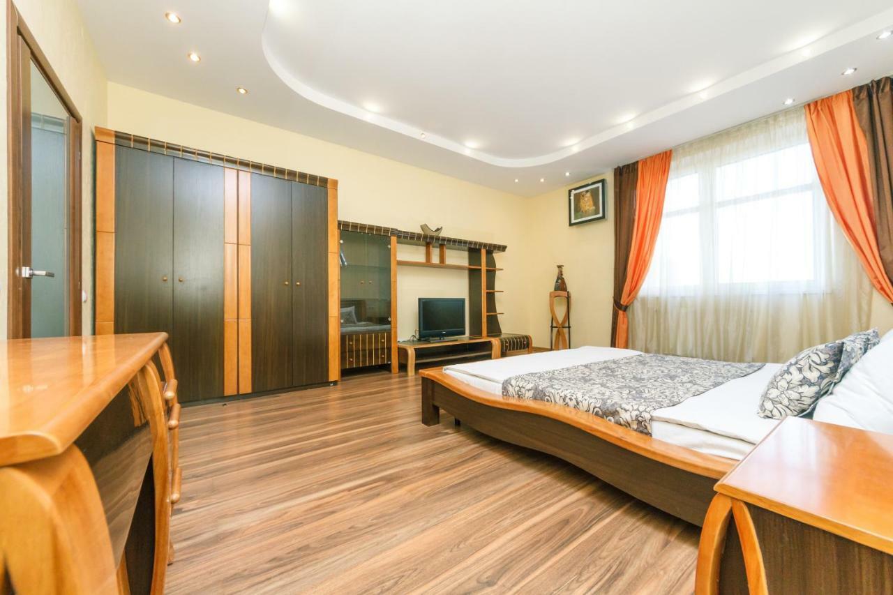 3 Комнатные Апартаменты В Центре Печерска Kiev Extérieur photo